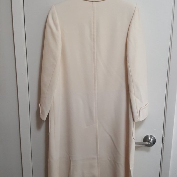 Anna Collection Wool Coat - Picture 3 of 7